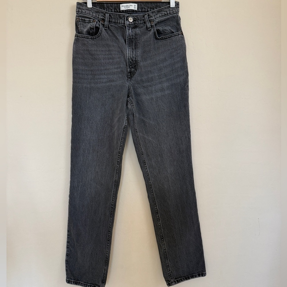 Abercrombie & Fitch 90s Straight Jeans Ultra High Rise Washed Black Dark Gray 6L